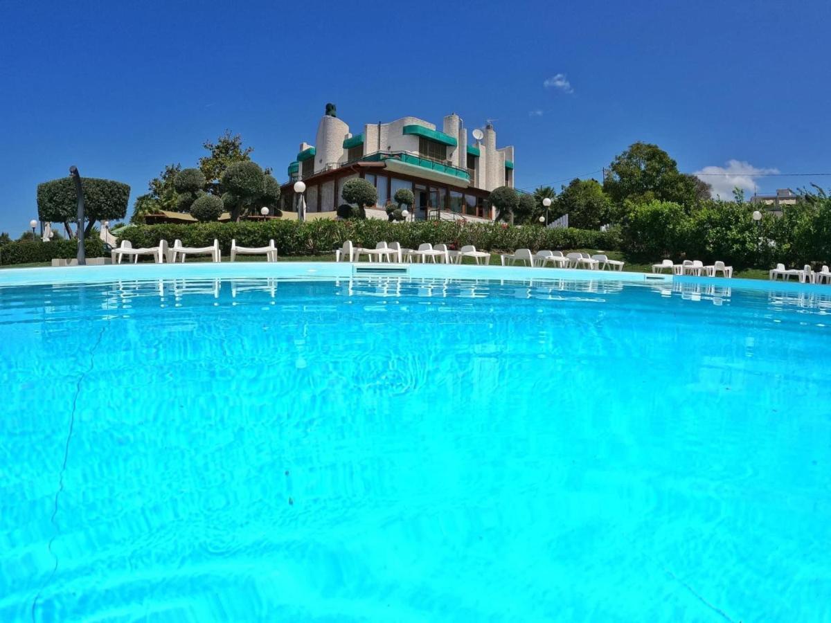Villalessandra Civitavecchia Ngoại thất bức ảnh